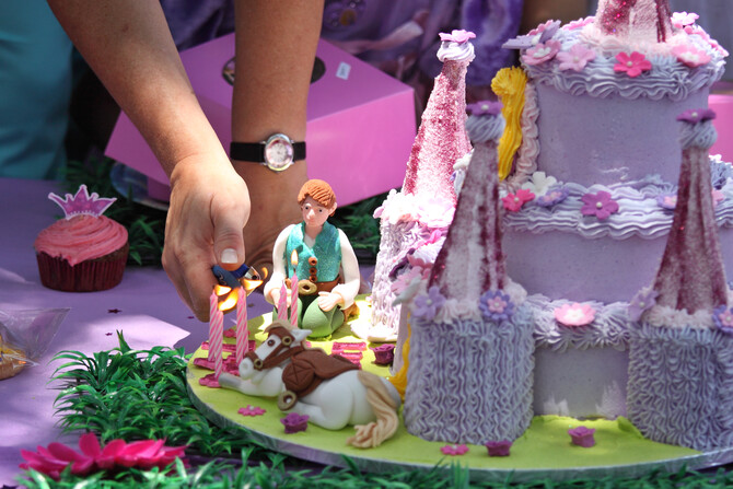 Lune's Birthday 18