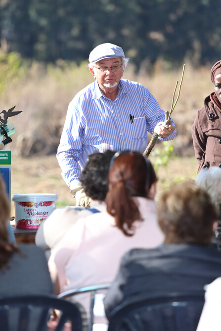 Ludwig's Rose Pruning Demonstration 38