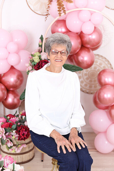 Elsie's 80th Birthday 38