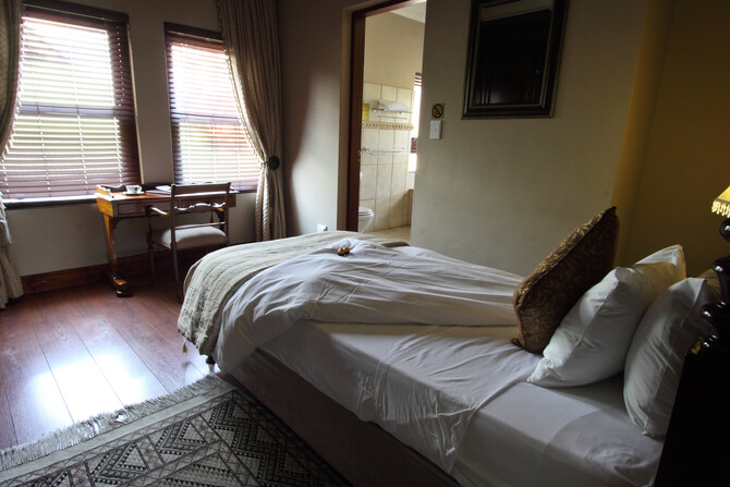 Candlewoods Guest House 7