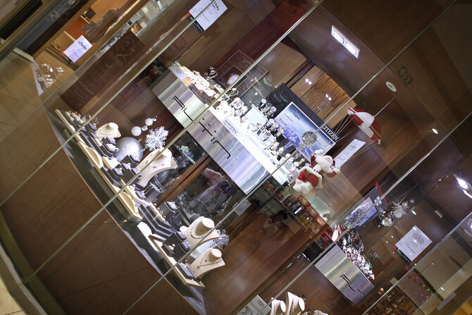 Altin Jewellers Gallery 4 17